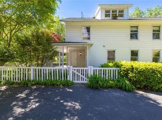 122 S Main St, Pittsford, NY 14534