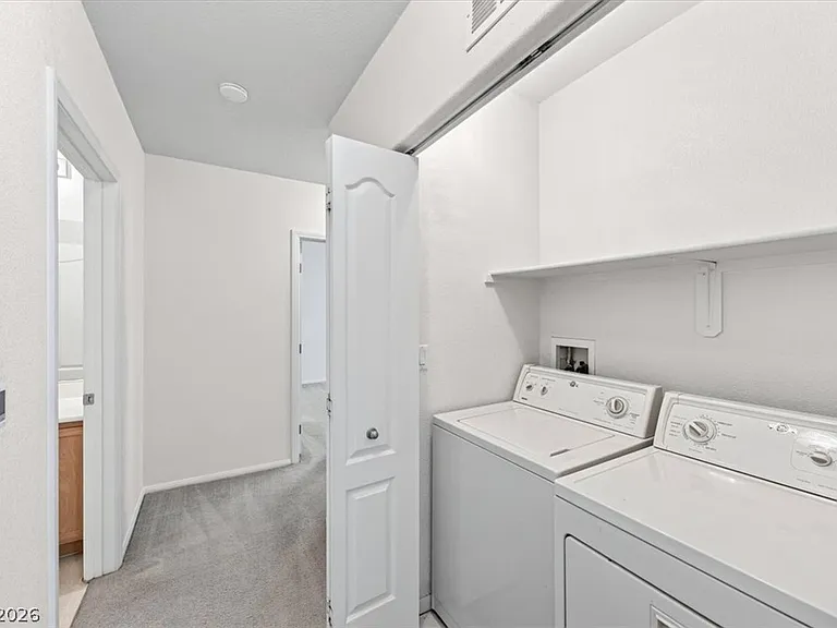 3320 Cactus Shadow St #103 — Photo 30