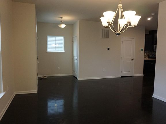 3rd image of 22222 Broadway Ave
