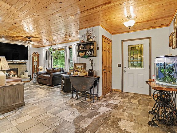 4th image of 6590 Brunden Pl