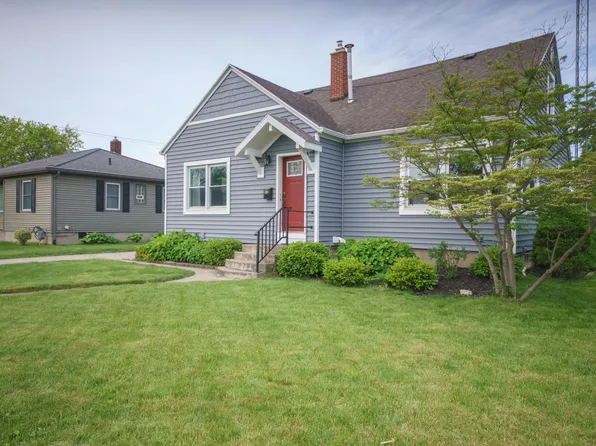 2720 Willa Dr, Saint Joseph, MI 49085