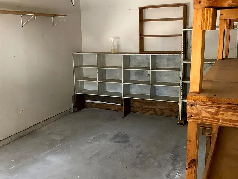 4122 Drake St #1/2 — Photo 34