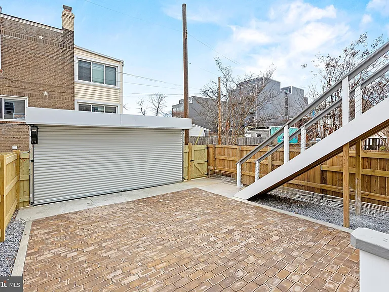 5404 4th St NW #1 — Photo 25