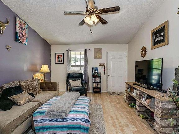 3rd image of 4973 Yacht Harbour Dr