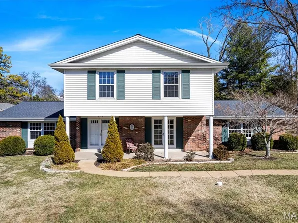 12205 Blackheath Ct, Saint Louis, MO 63141