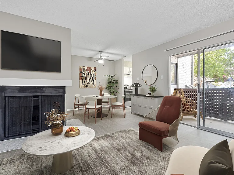 Lexington Apartment Homes