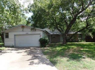 1104 Carter Cir, Irving, TX 75060