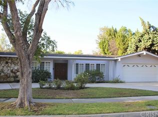 19220 Calahan St, Northridge, CA 91324