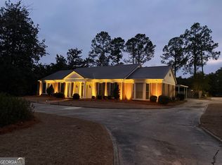 95 W Willow Creek Ln, Mc Rae, GA 31055