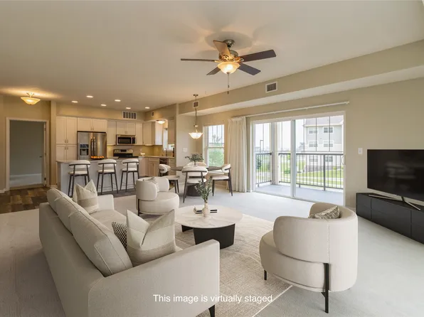 1250 SW Magazine Rd #215, Ankeny, IA 50023