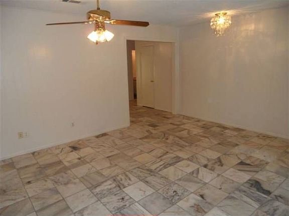 5th image of 6033 Wedgwood Dr