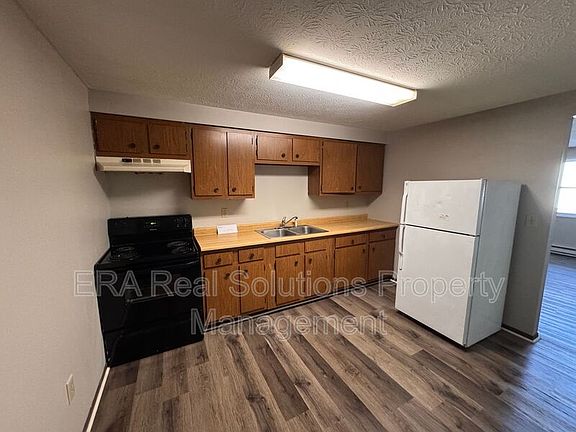 3rd image of 445 Clark St #413-445-413