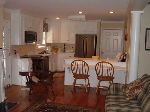 Kitchen-SS Upgraded Appliances