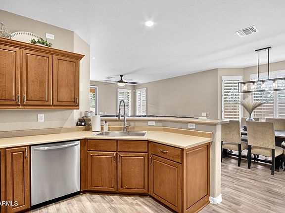 3rd image of 15475 N 181 Avenue