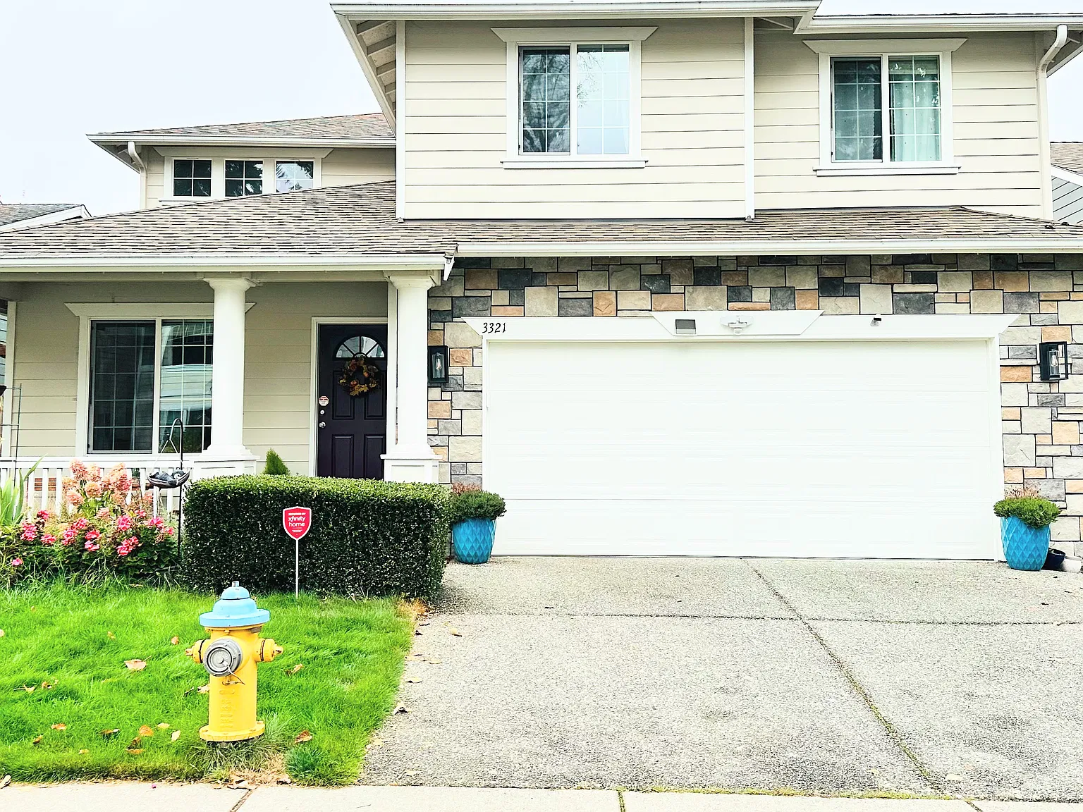 3 bed, 2.5 bath, 1945 sqft, $3,250 — Photo 1