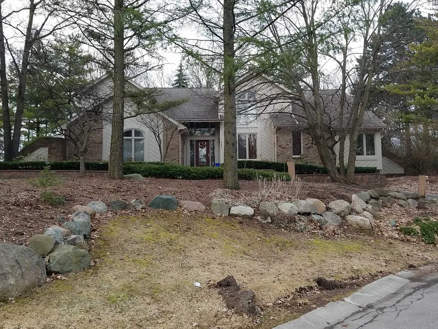 363 Sycamore Ct photo 1