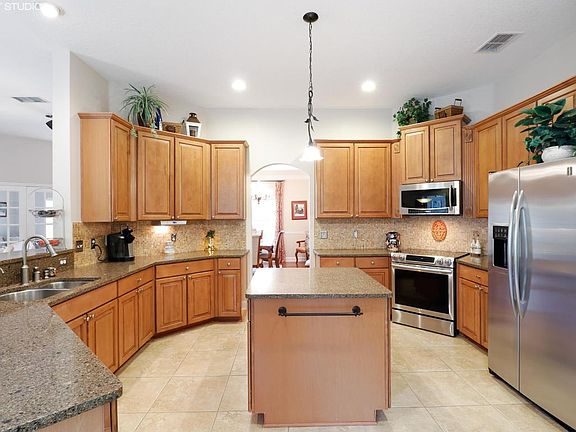 5th image of 5401 Running Deer Ct