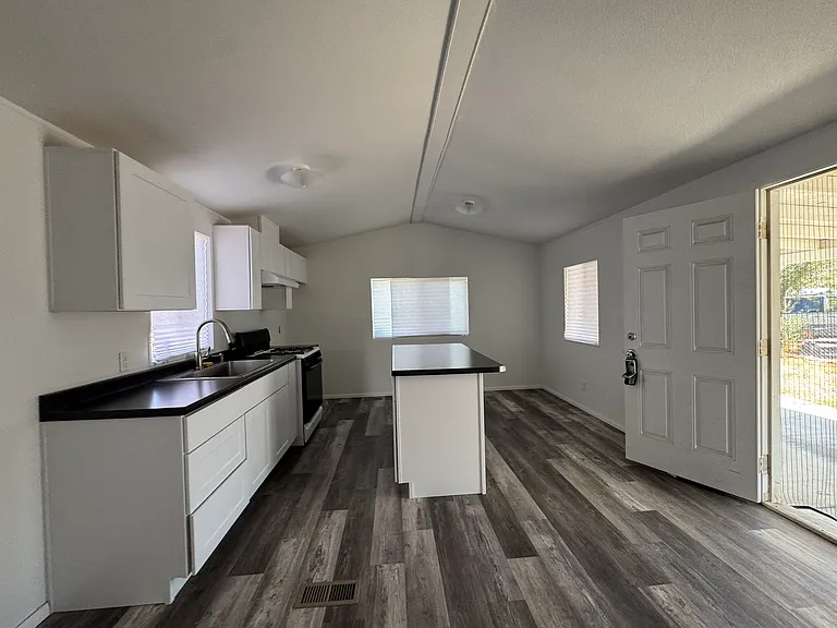 1778 Colorado Blvd — Photo 9