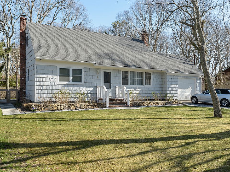 1st image of 9 Gardenia Ave