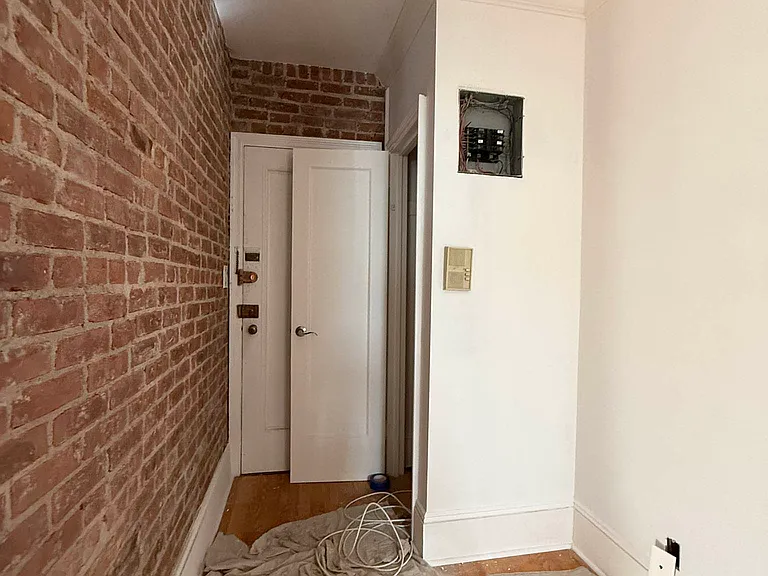 34-05 34th St #2 — Photo 6