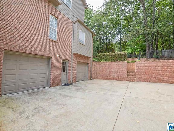 3rd image of 3016 Brook Highland Dr