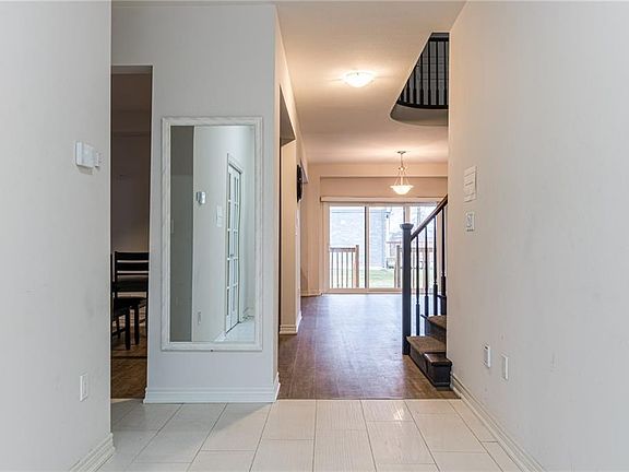 5th image of 6062 Eaglewood Dr