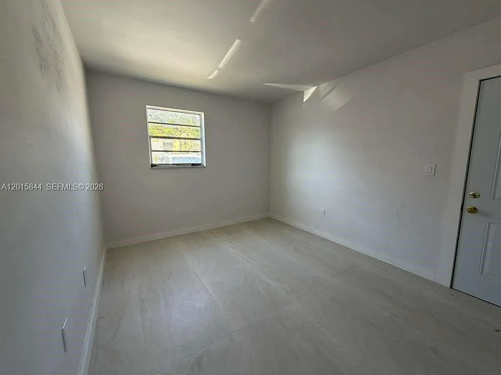 Lawrence Estates Land Cos — Photo 4