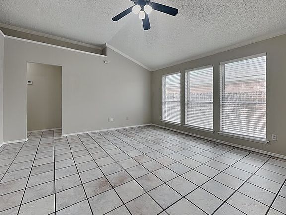 4th image of 5612 Northfield Dr