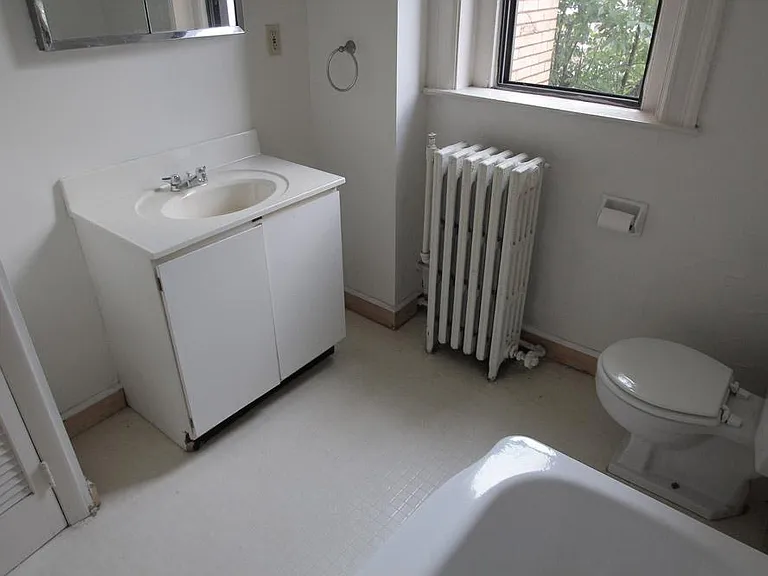200 Kelly Ave #2 — Photo 10