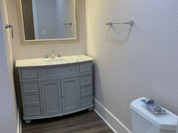 611 E Cherry Ave, Jonesboro, AR 72401