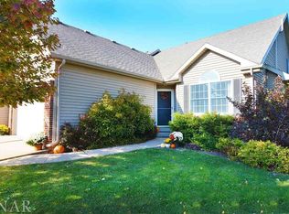 3624 Ballyford Dr, Bloomington, IL