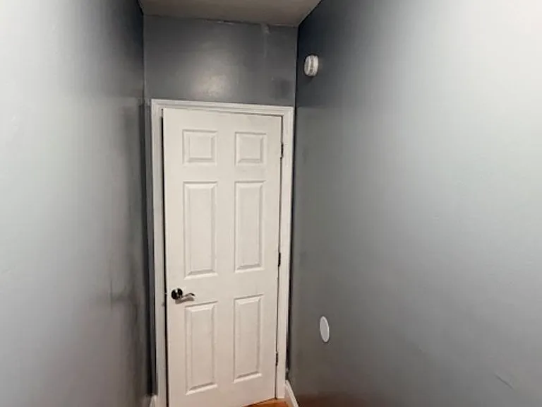 925 Xenia Ave — Photo 11