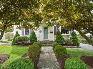 161 Kenwood Ave, Stratford, CT 06614