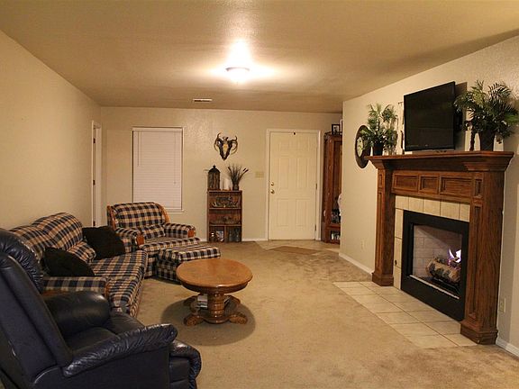 4th image of 2109 Susie Q Ln