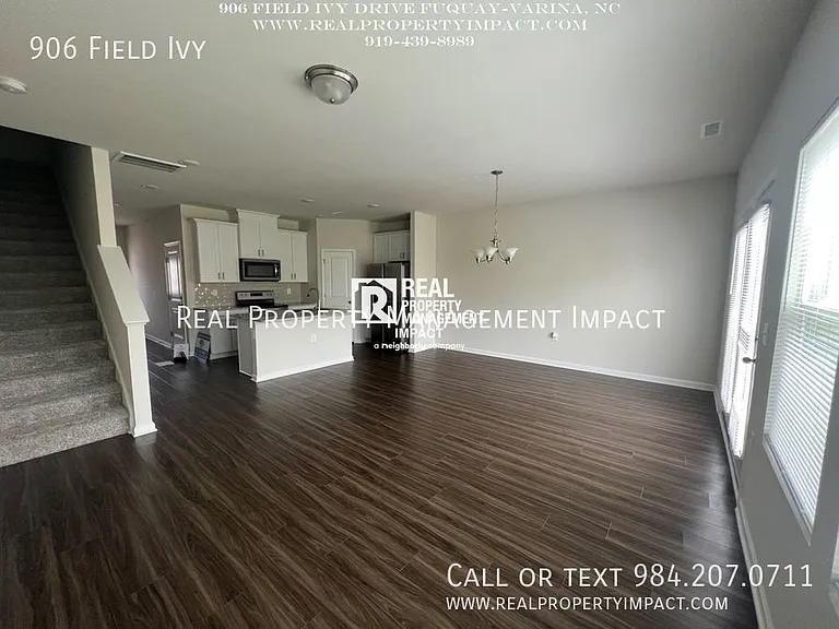 906 Field Ivy — Photo 11