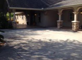 166 S San Roman Rd, Los Fresnos, TX 78566