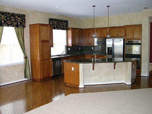 3rd image of 1362 Bayberry Ct