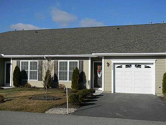 2nd image of 3804 Village Green Cir #3804