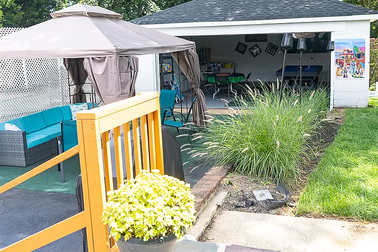 44 Highland Blvd — Photo 10