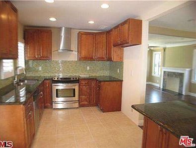 4th image of 3839 W 58th Pl