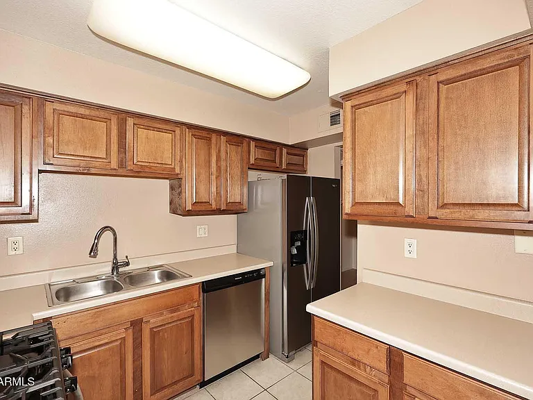 303 N Miller Rd #1007 — Photo 16