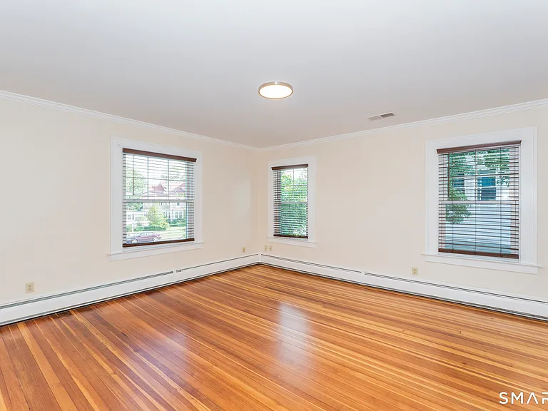 798 Farmington Ave #2 — Photo 8