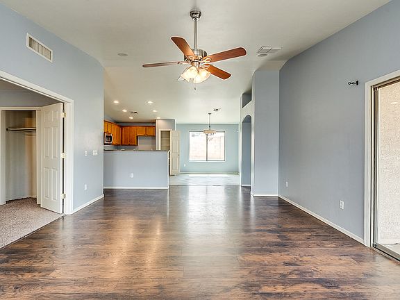 3rd image of 494 S Sunny Rock Dr