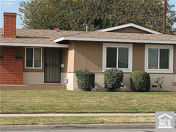 2nd image of 8521 Cedar Dr