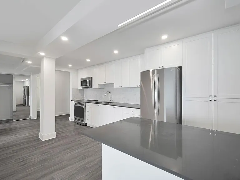 2222 Bellevue Ave — Photo 4