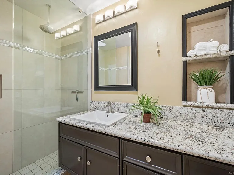 4224 Collwood Ln — Photo 13