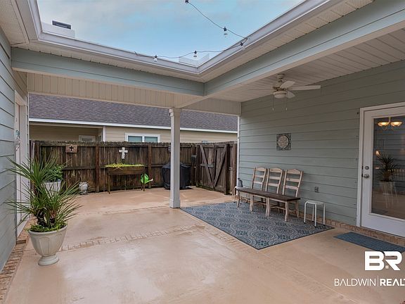 4th image of 23934 Devonfield Ln