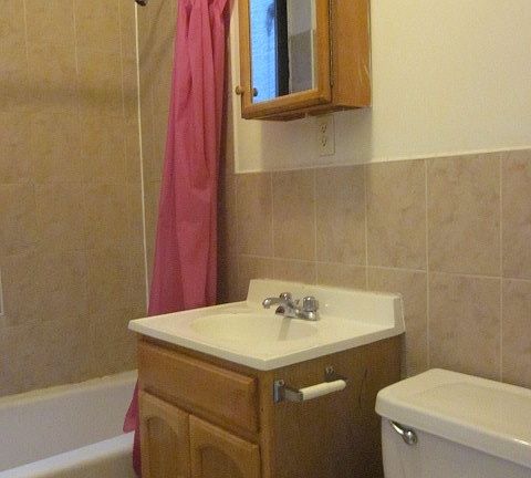 2nd image of 726 Franklin Ave Ste 2