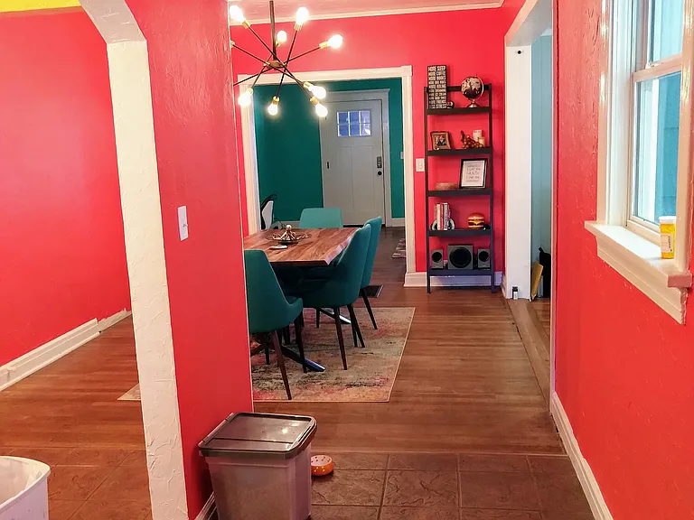 2221 E 12th Pl — Photo 16