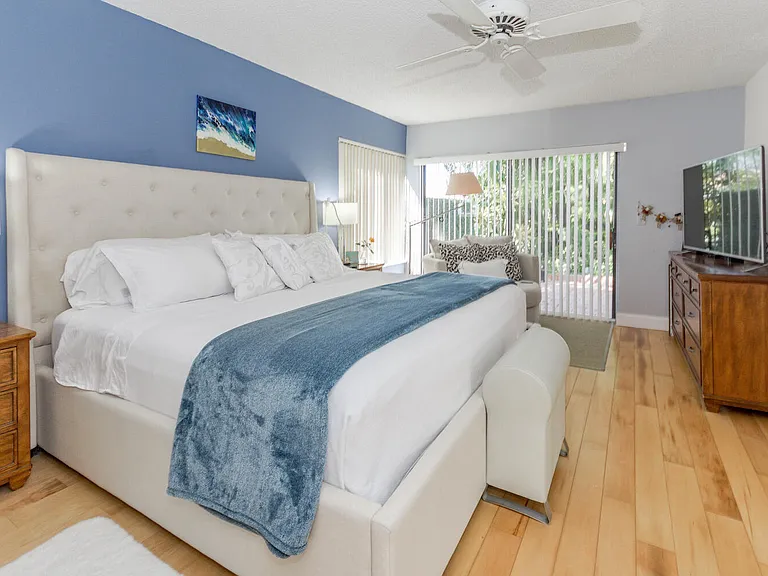 5570 Piping Rock Dr — Photo 15